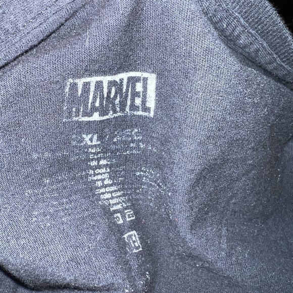Marvel T-Shirt Size 2XL - Picture 3 of 3